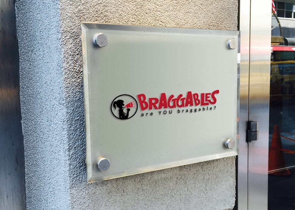 Braggables Mockup Logo